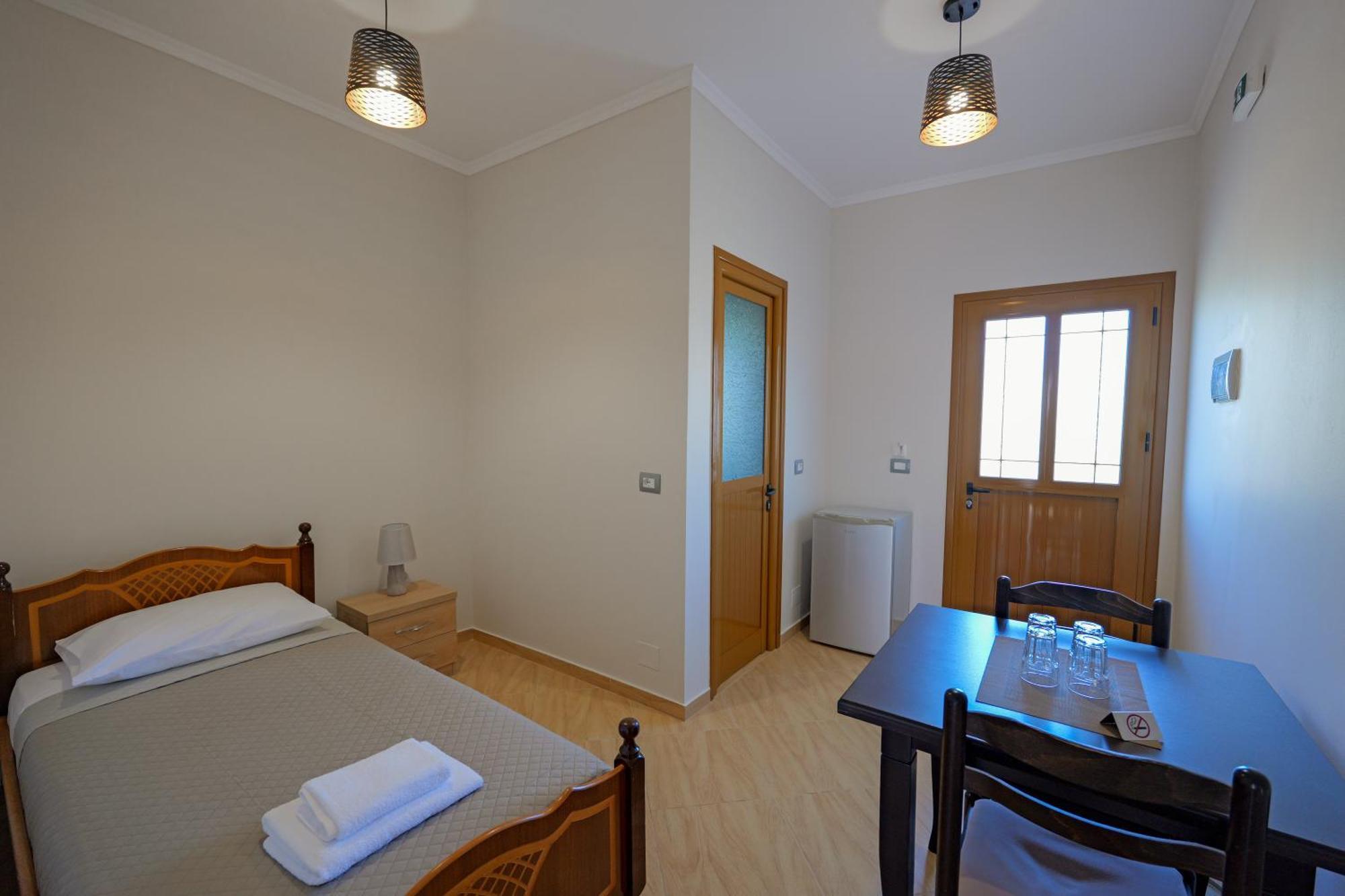 Hotel Deja Vu Ksamil Zimmer foto