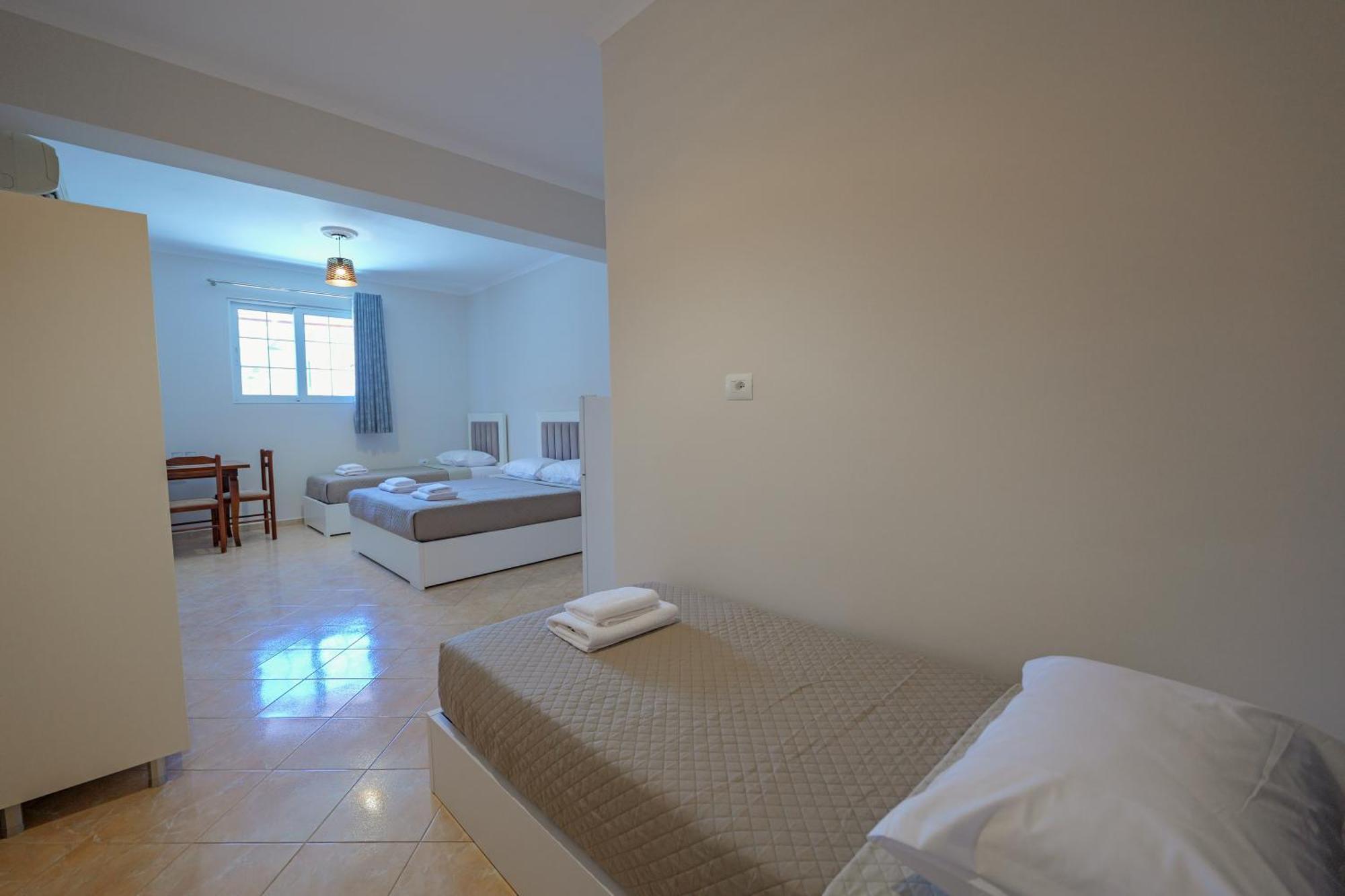Hotel Deja Vu Ksamil Zimmer foto