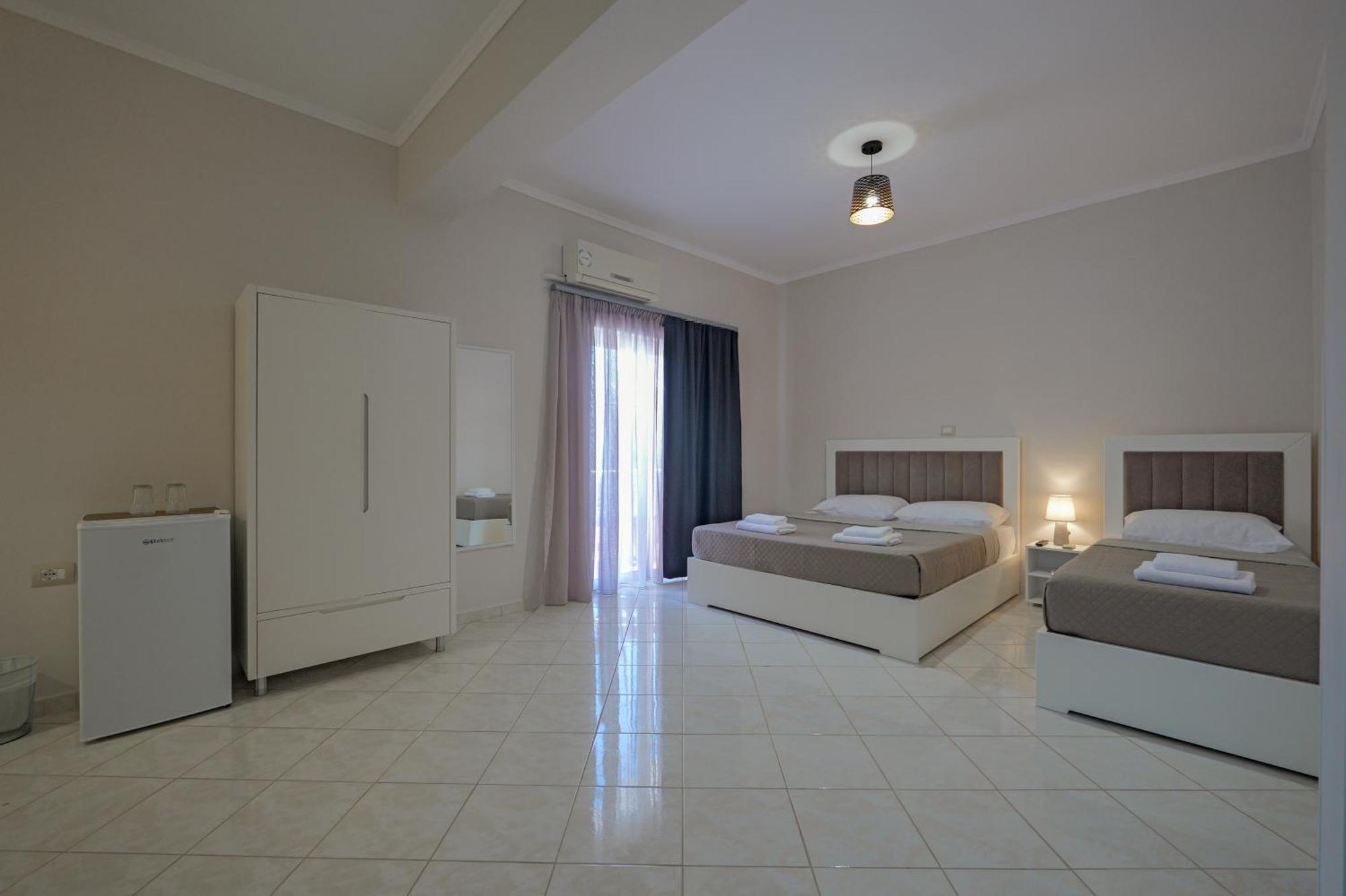 Hotel Deja Vu Ksamil Zimmer foto
