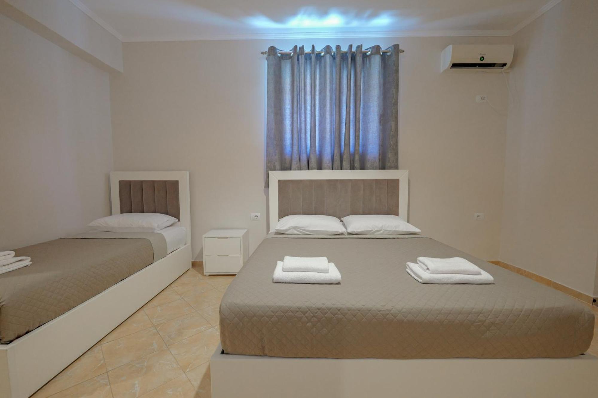 Hotel Deja Vu Ksamil Zimmer foto